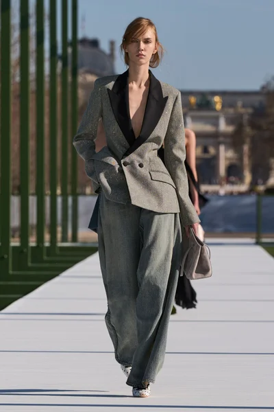 Look 36